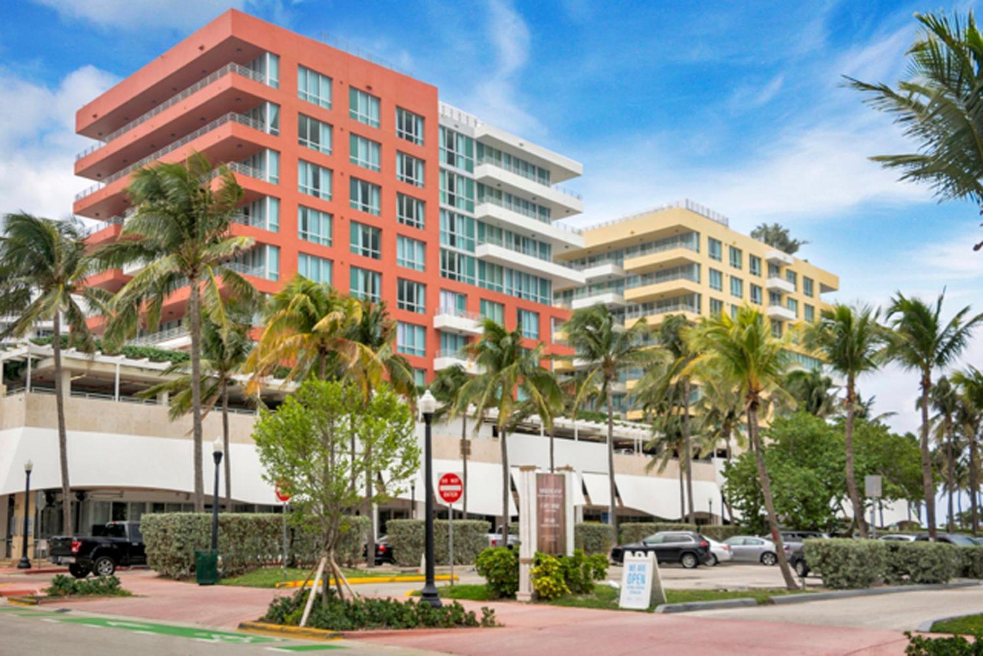 Beachfront Bentley One Bedroom With Balcony And Access Appartamento *